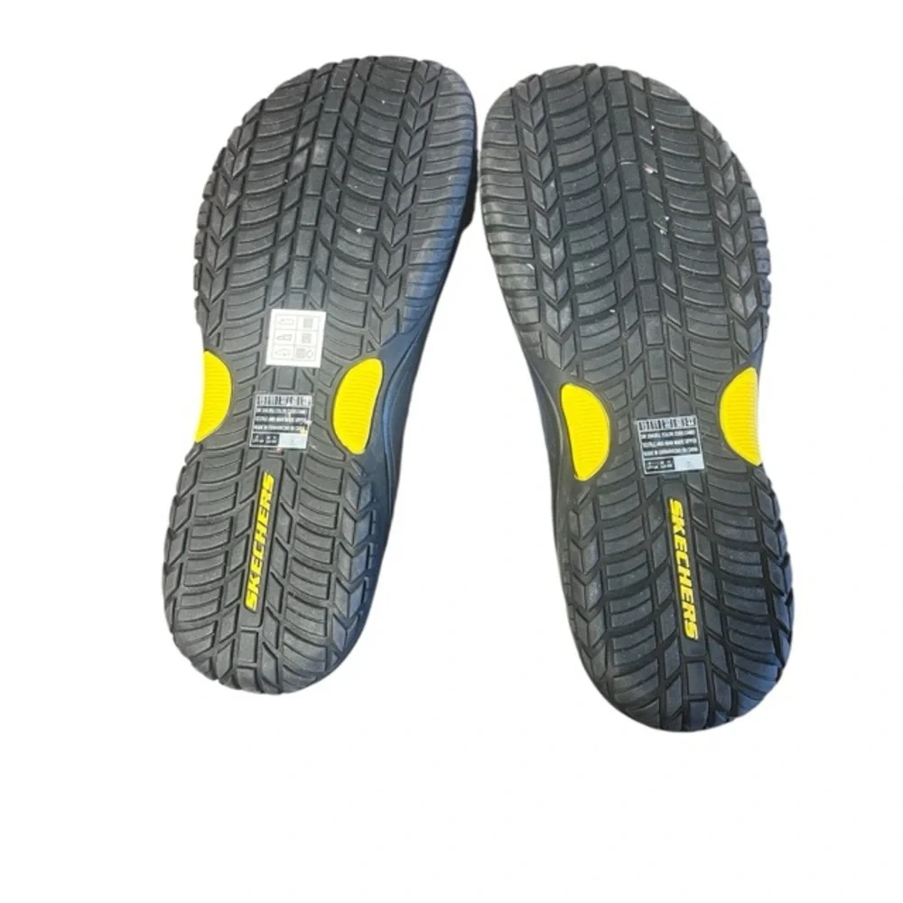 Skechers black lux